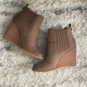 Melrose and Market Ankle Wedge Boots